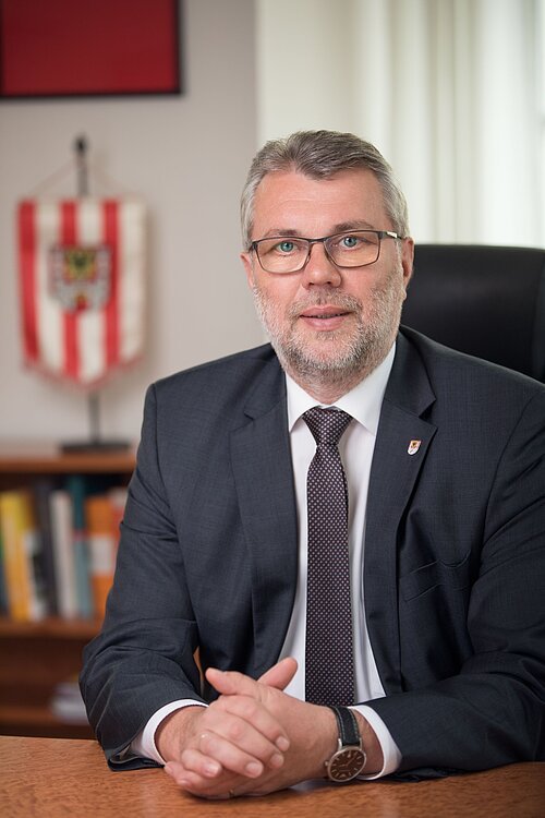 Oberbürgermeister Jürgen Schröppel
