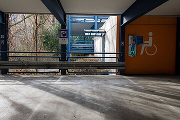 E-Ladestation Parkhaus Dörflervilla