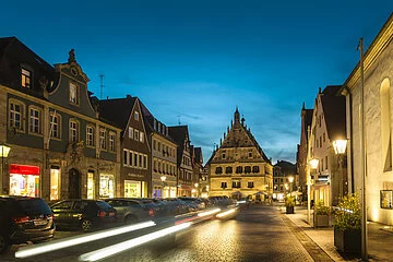 Luitpoldstraße bei Nacht